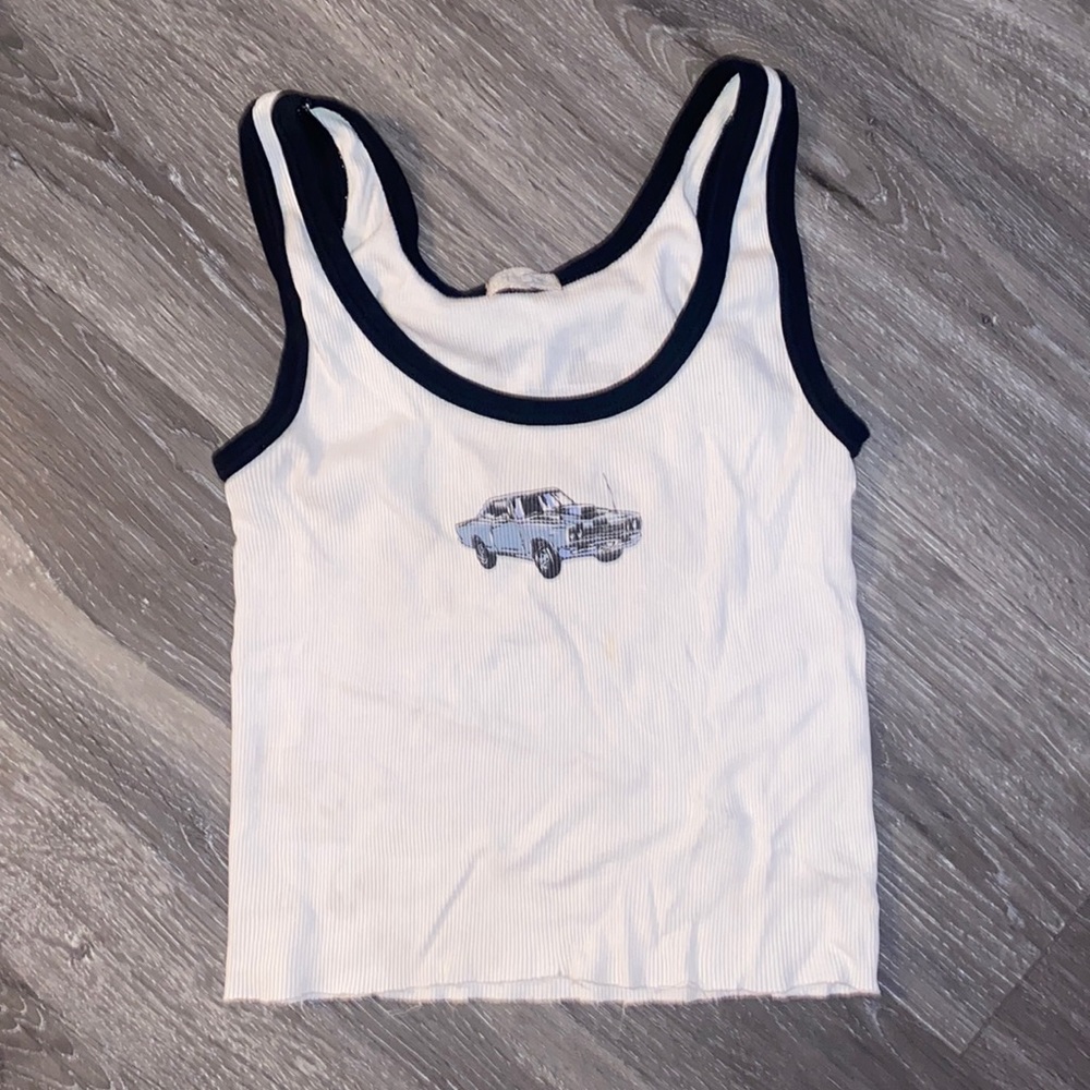 Cropped Tank top with car show graphic design